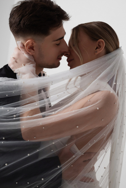 Свадебная фотосессия в Красноярске — стиль, чувства и незабываемые кадры – фото № 14