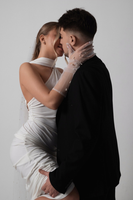 Свадебная фотосессия в Красноярске — стиль, чувства и незабываемые кадры – фото № 19