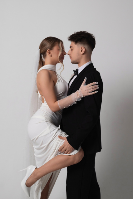 Свадебная фотосессия в Красноярске — стиль, чувства и незабываемые кадры – фото № 18