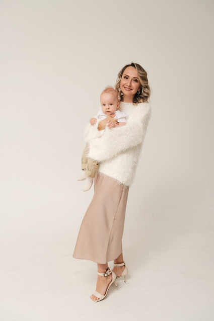 Семейная фотосессия в студии с детьми - заказать в Красноярске от фотостудии Fashion Box
 – фото № 17