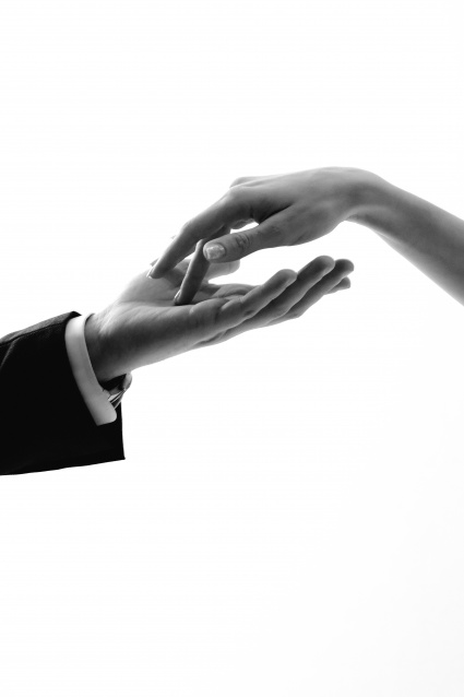 Заказать фотосессию Love Story в студии от сети фотостудий Fashion Box в Красноярске
 – фото № 10