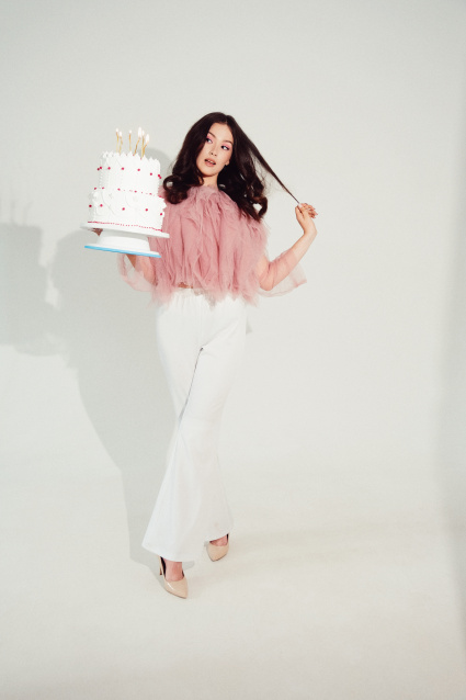 Фотосессия в студии для именинника заказать от сети фотостудий Fashion Box в Красноярске 
 – фото № 26