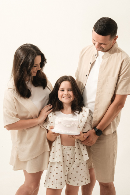 Семейная фотосессия в студии с детьми - заказать в Красноярске от фотостудии Fashion Box
 – фото № 30