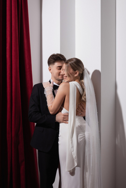 Свадебная фотосессия в Красноярске — стиль, чувства и незабываемые кадры – фото № 24