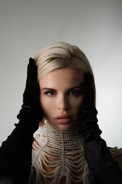 Индивидуальная фотосессия в 2-х образах в Красноярске заказать по отличным ценам от Fashion Box
 – фото № 9