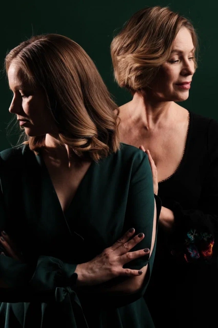 Семейная фотосессия в студии с детьми - заказать в Красноярске от фотостудии Fashion Box
 – фото № 8